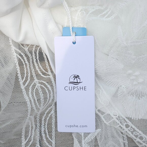 ROMANTIC CUPSHE White Lace Embroidery V-Neck Mini Dress Women's XXL/24/26 BNWT - Picture 13 of 13